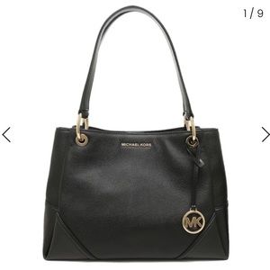 MICHAEL KORS 35H9GNIE3L Nicole Large Shoulder Tote Black